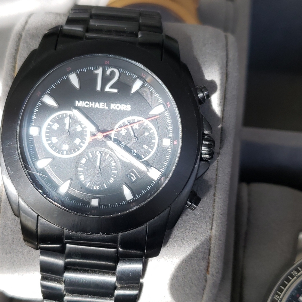 Mens watch